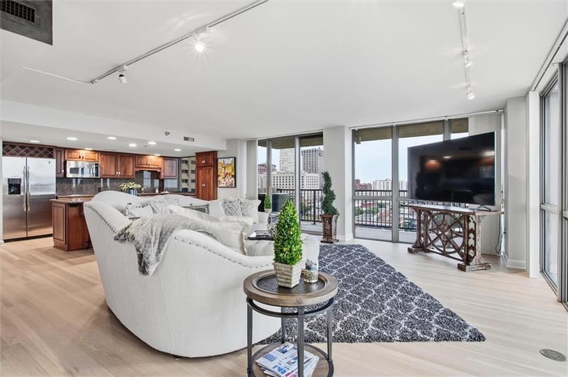 600 E Admiral #1408 Blvd #1408, Kansas City, MO 64106