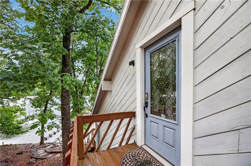 1563 Spring Valley Rd, Osage Beach, MO 65065