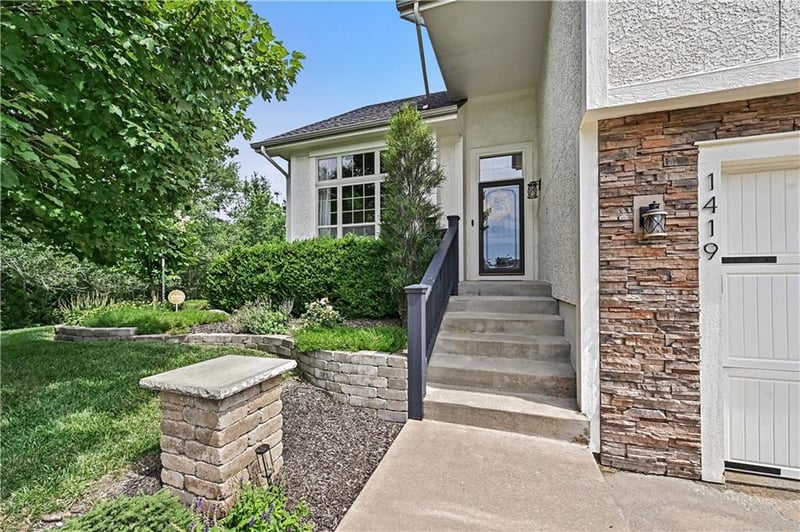 1419 NE 106th Pl, Kansas City, MO 64155