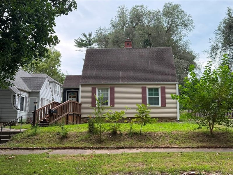 607 Miami St, Leavenworth, KS 66048