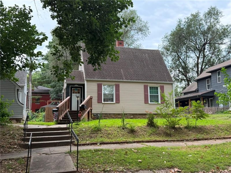 607 Miami St, Leavenworth, KS 66048