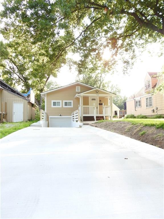 706 S Northern Blvd, Independence, MO 64053