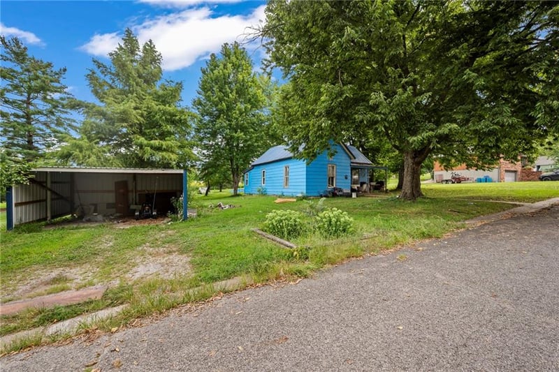 714 W 6th St, Carrollton, MO 64633