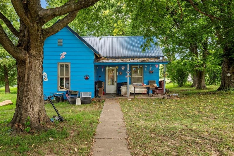 714 W 6th St, Carrollton, MO 64633