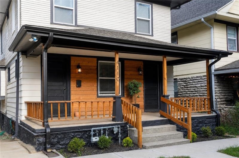 4110 Charlotte St, Kansas City, MO 64110