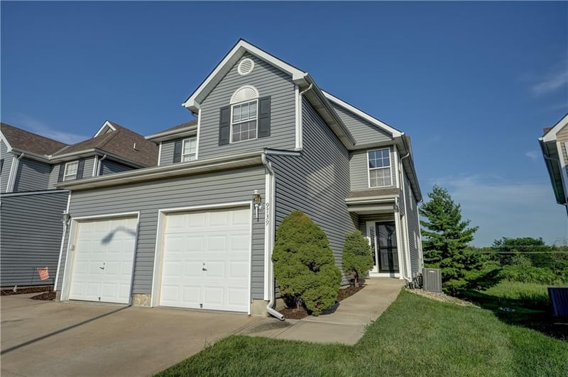 9739 N Lewis Ave, Kansas City, MO 64157