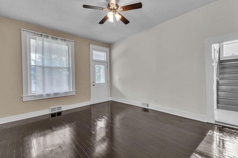 2804 Penn St, St Joseph, MO 64507