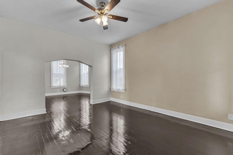 2804 Penn St, St Joseph, MO 64507