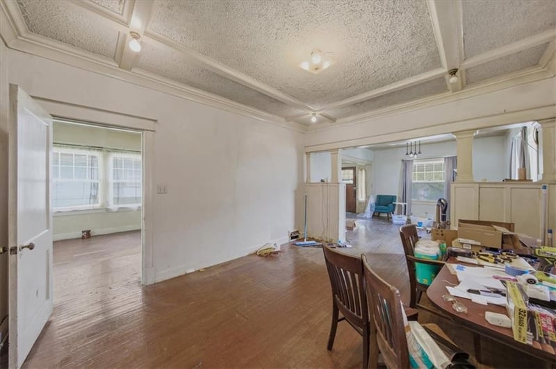 3714 Virginia Ave, Kansas City, MO 64109
