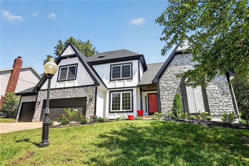 6801 N Quincy Cir, Kansas City, MO 64119