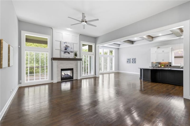 13112 W 170th St, Overland Park, KS 66221