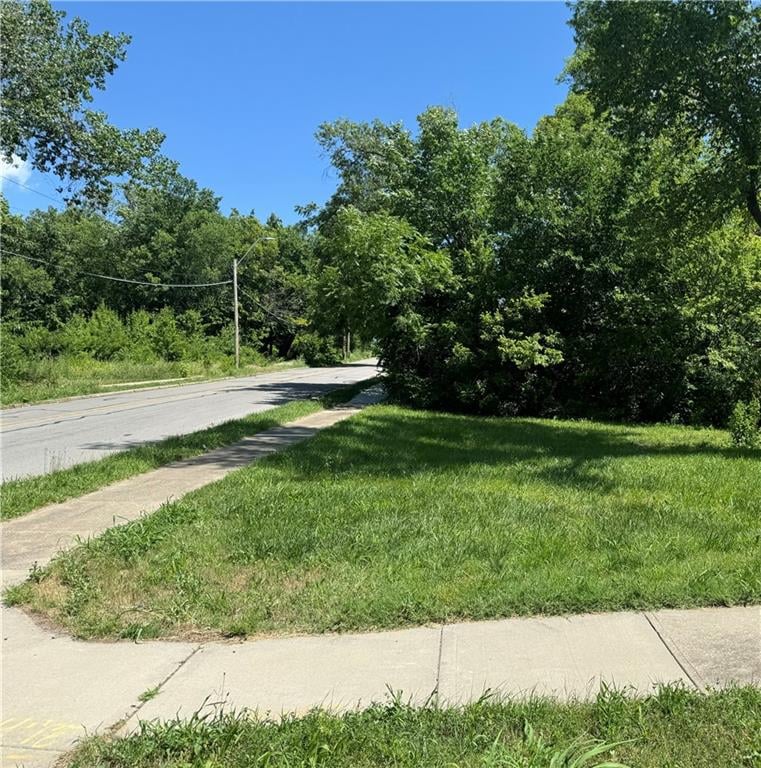 1800 E 24th St, Kansas City, MO 64127