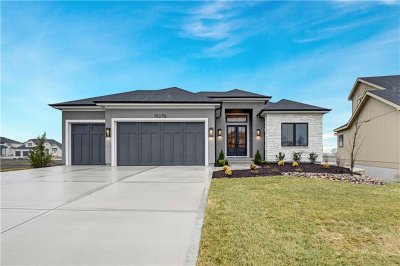 16284 S Allman Rd, Olathe, KS 66062