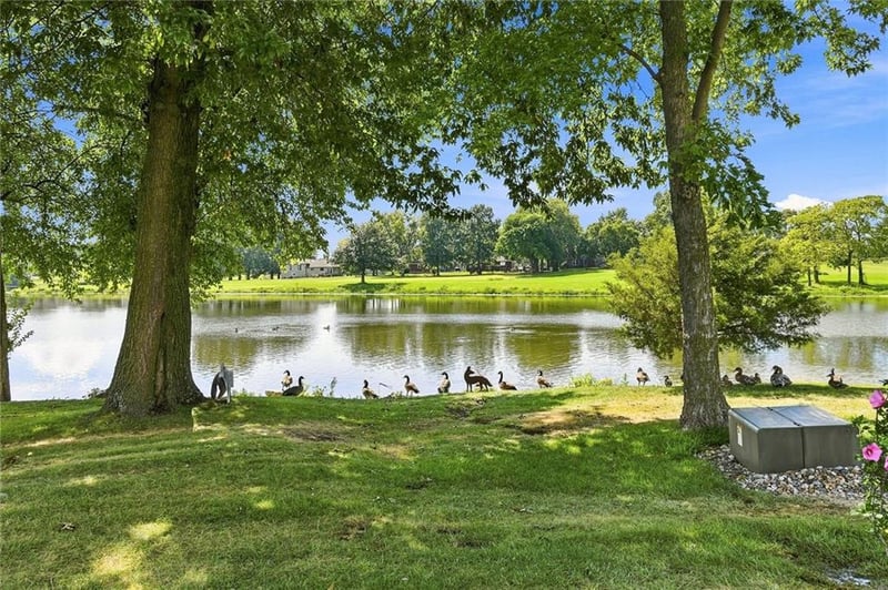828 SW Lighthouse Point, Lee's Summit, MO 64082