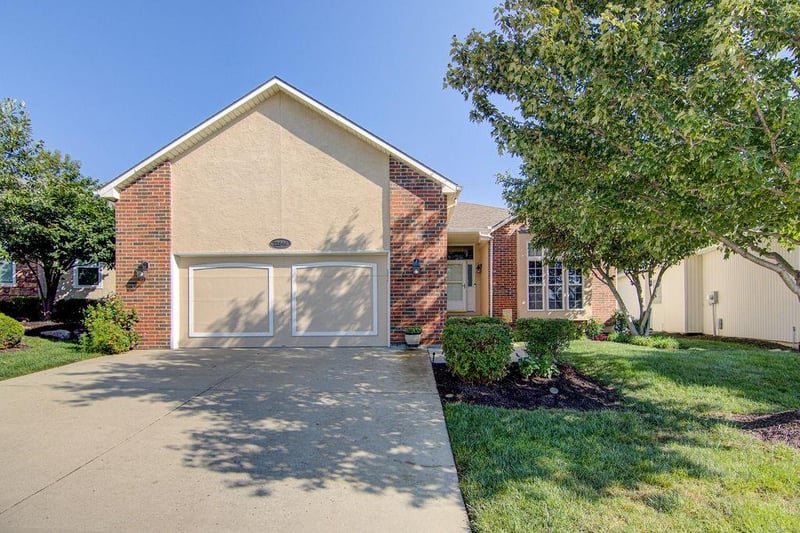 21946 W 119th Ter, Olathe, KS 66061