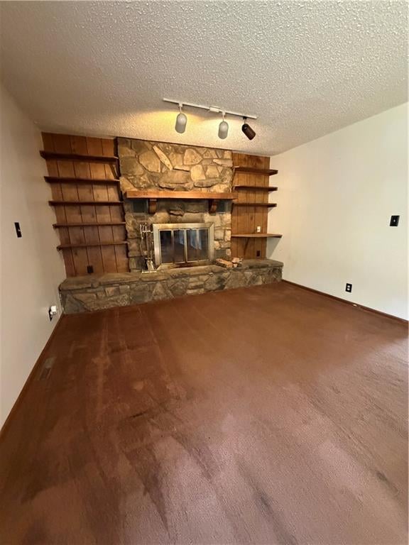 916 E 8th St, Cherryvale, KS 67335