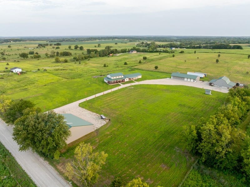 1009 SW 180 Rd, Holden, MO 64040