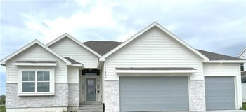 17404 Gillette St, Overland Park, KS 66221
