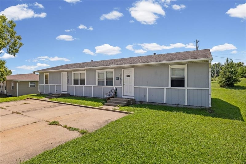 18872 Wigwam Dr, Independence, MO 64056