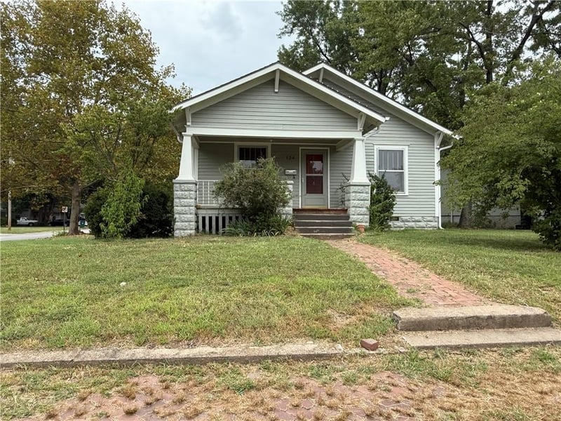 124 W Quincy St, Pittsburg, KS 66762