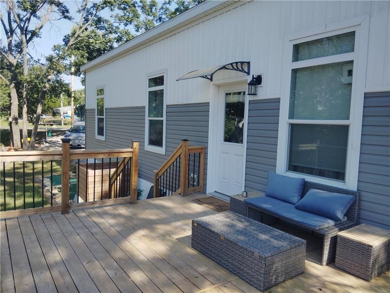 82 N Linn Valley Dr, Linn Valley, KS 66040