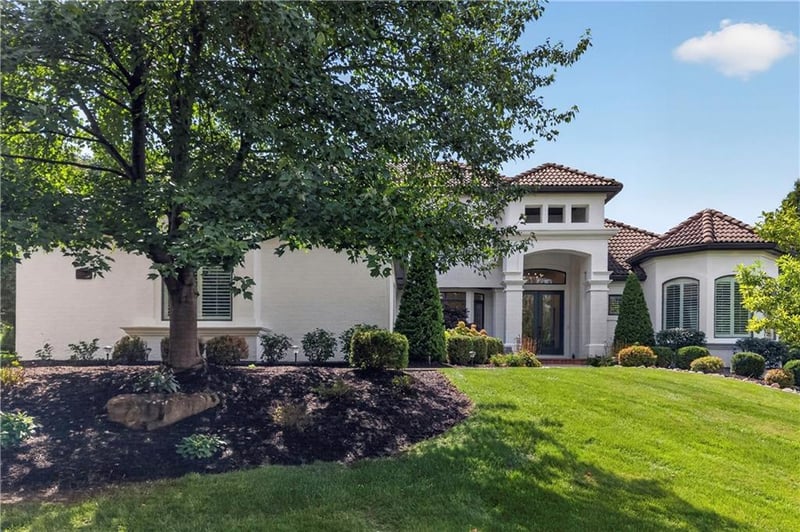 14704 Juniper St, Leawood, KS 66224