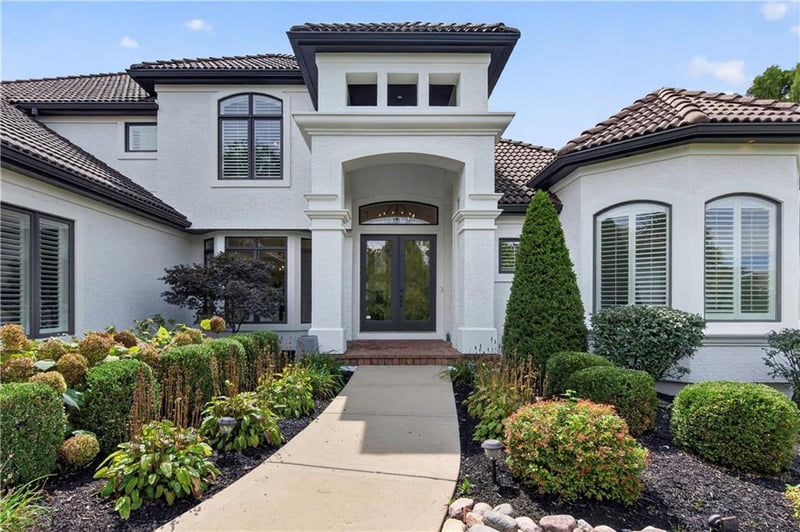 14704 Juniper St, Leawood, KS 66224