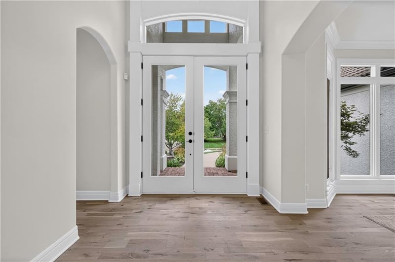 14704 Juniper St, Leawood, KS 66224