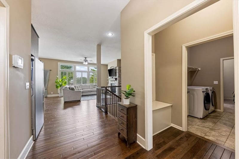561 N Evergreen St, Gardner, KS 66030