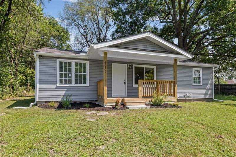 16109 Eastern Ave, Belton, MO 64012