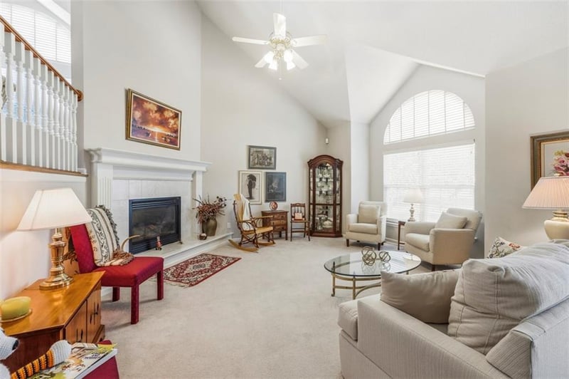 410 Taylor Ln, Belton, MO 64012