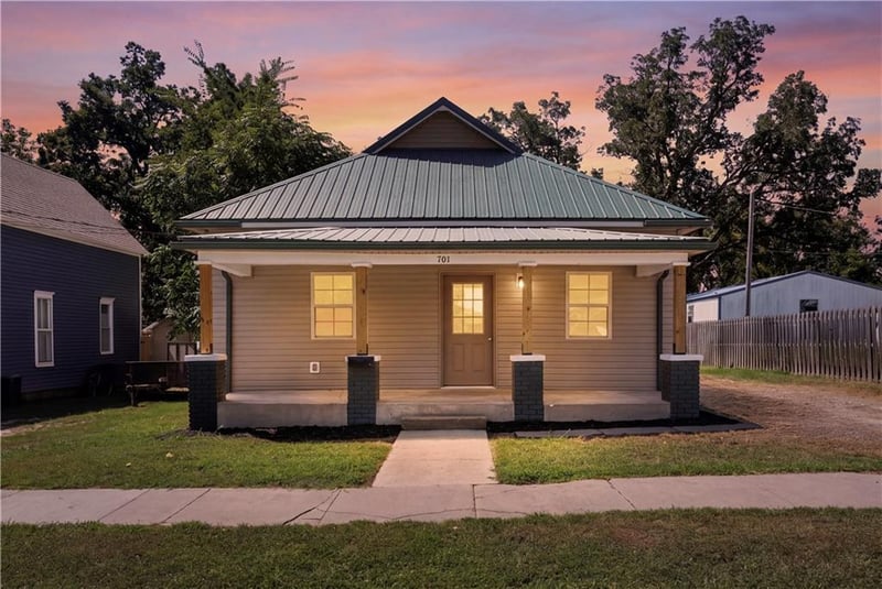 701 Church St, Neodesha, KS 66757