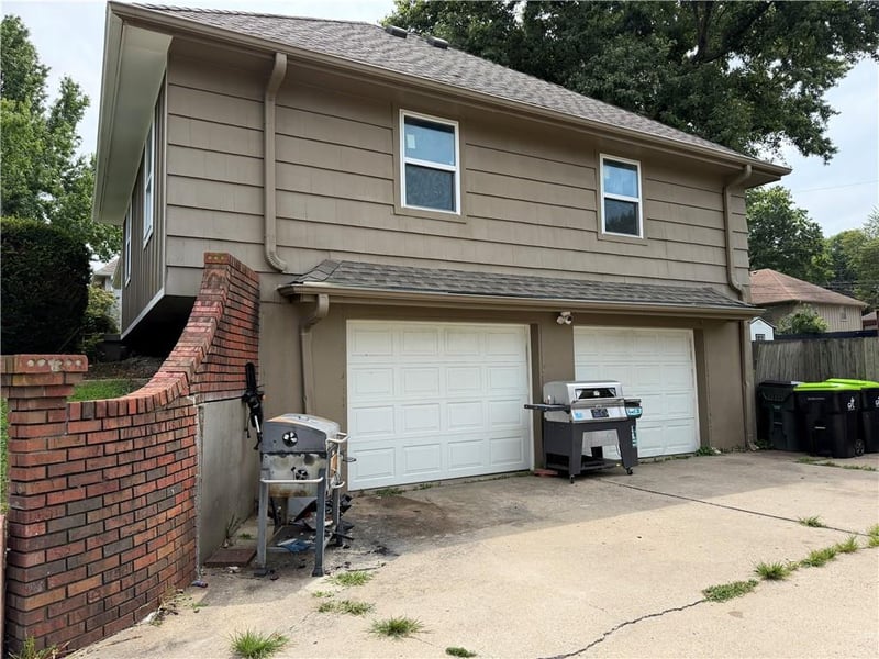 7504 Overton Ave, Raytown, MO 64138