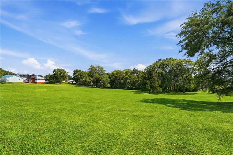 Independence St, Pleasant Hill, MO 64080
