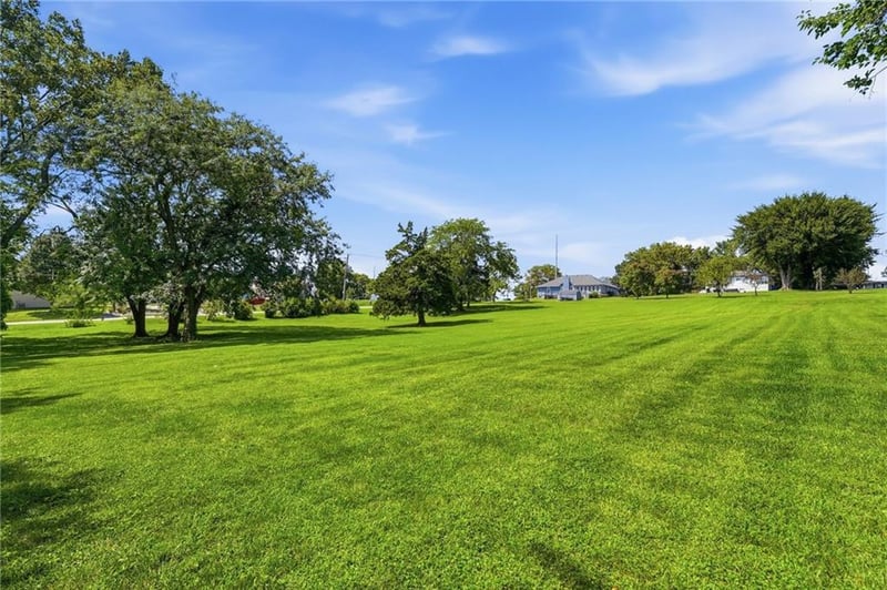 Independence St, Pleasant Hill, MO 64080