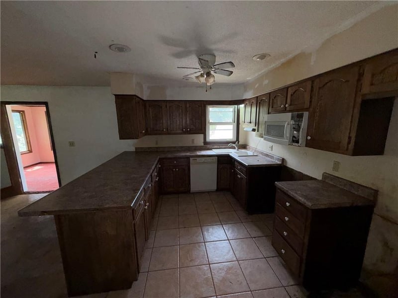 403 Monterey St, Clinton, MO 64735