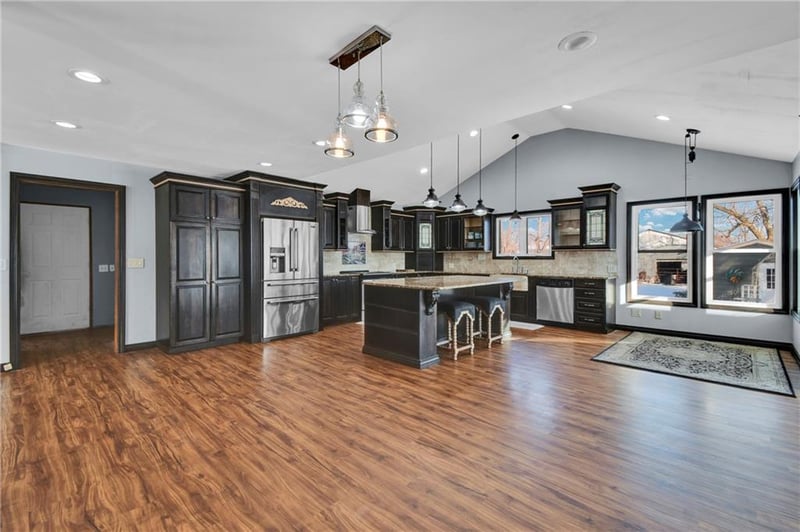 24511 S State Route K Hw, East Lynne, MO 64743