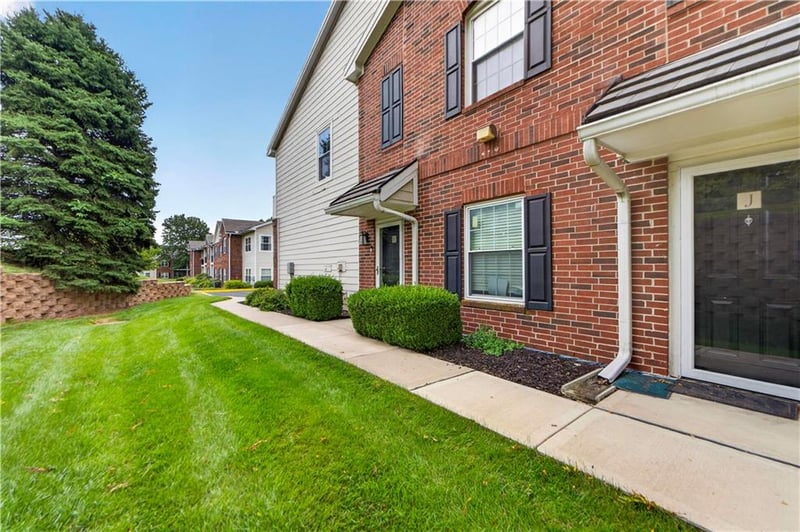 11610 Tomahawk Creek Pw #K, Leawood, KS 66211