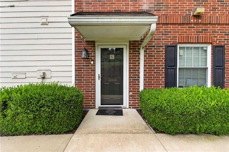 11610 Tomahawk Creek Pw #K, Leawood, KS 66211