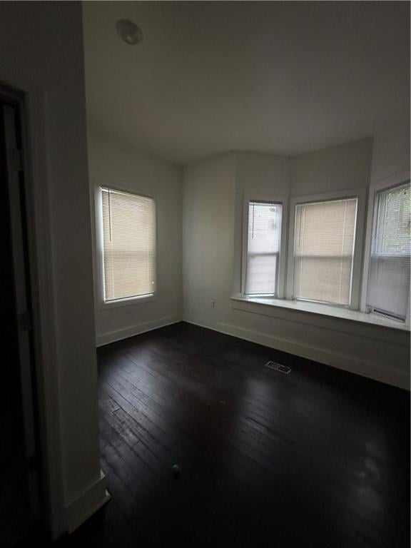 1322 Yecker Ave, Kansas City, KS 66104