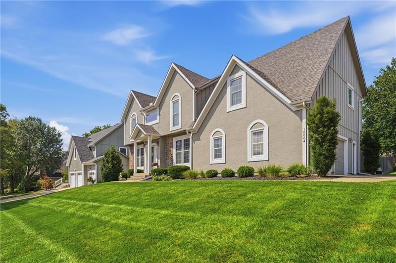 10004 W 125 Ter, Overland Park, KS 66213