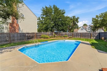 10004 W 125 Ter, Overland Park, KS 66213