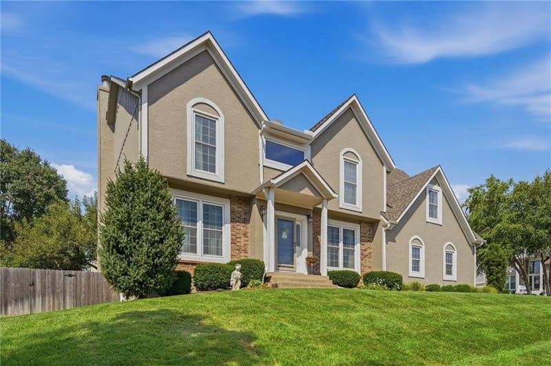 10004 W 125 Ter, Overland Park, KS 66213