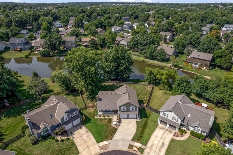 6144 W 157th Ter, Overland Park, KS 66223