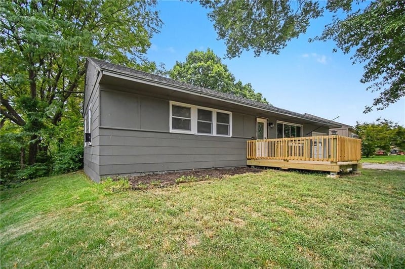 2409 Linden Dr, Kansas City, KS 66106