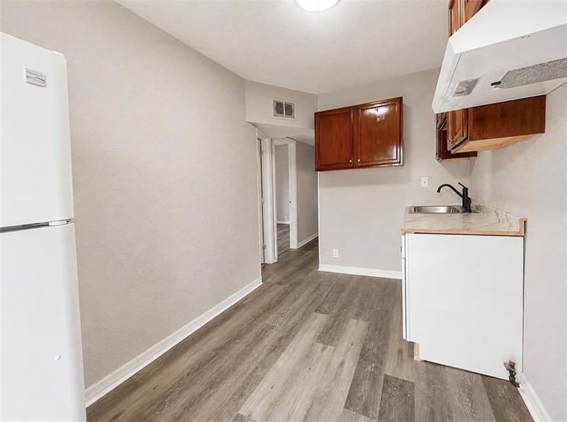 326 Bales Ave, Kansas City, MO 64124