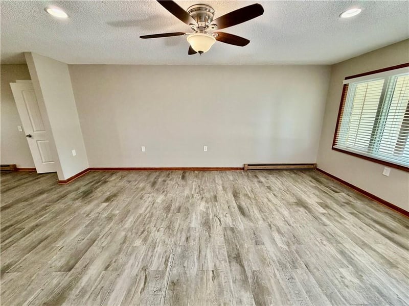 8204 E 189th Ter, Belton, MO 64012