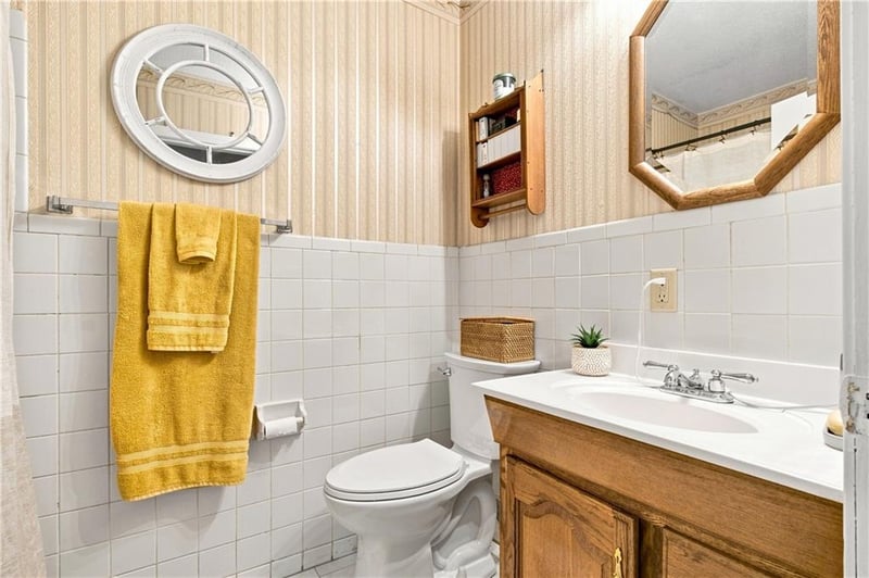 143 SE 125 Rd, Warrensburg, MO 64093