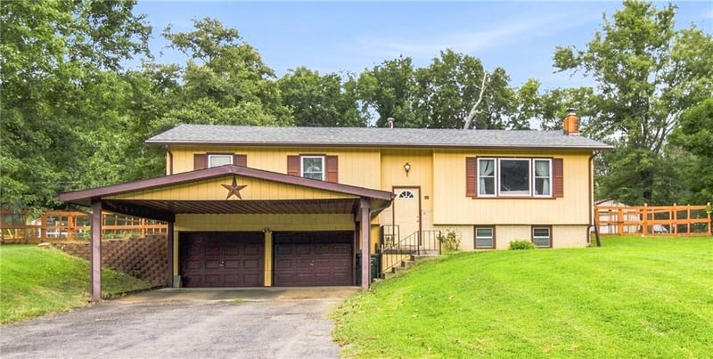 143 SE 125 Rd, Warrensburg, MO 64093