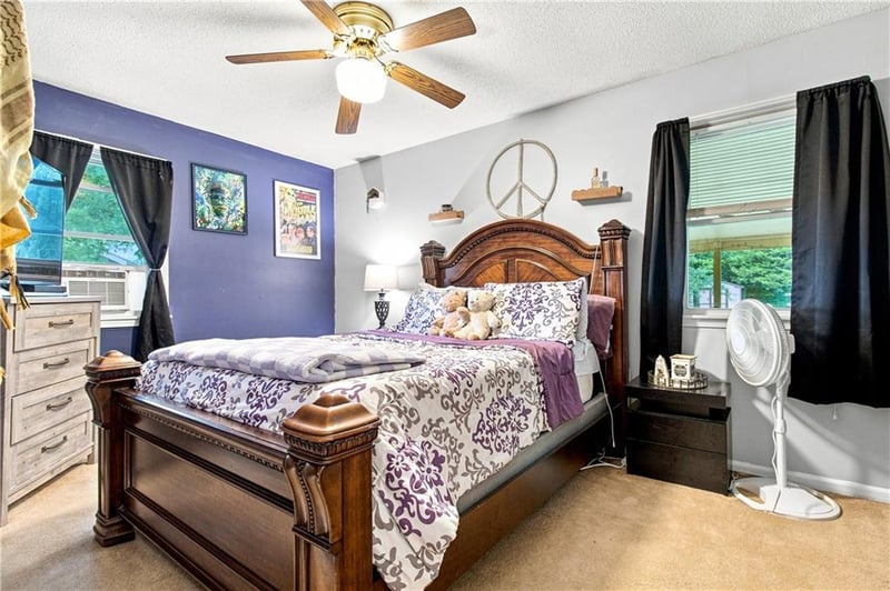 143 SE 125 Rd, Warrensburg, MO 64093